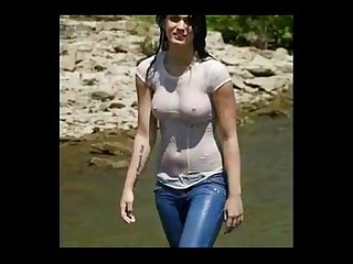 Hot sexy babes showing there sexy boobs