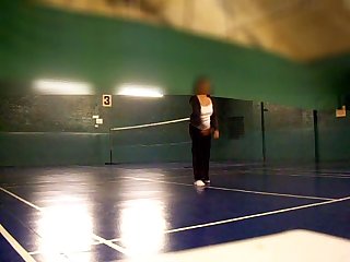 Nipslip badminton